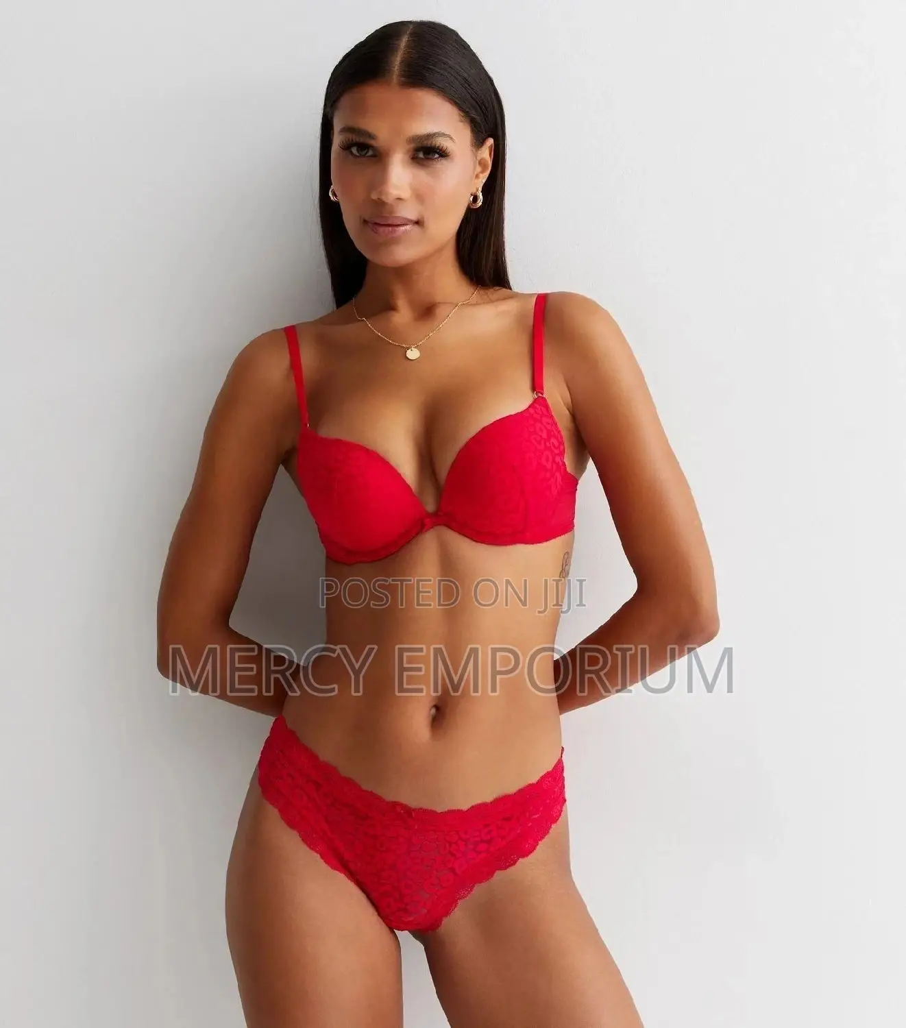 Red Padded Push Up Bra. Red Bra Size 36C,