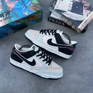 Original Otomo X CDG X NIKE SB Dunk X Available in Store