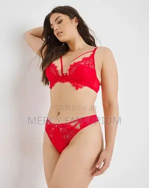 Sexy Half Padded Red Strappy Bra. Size 36B, 34DD Bra Sets