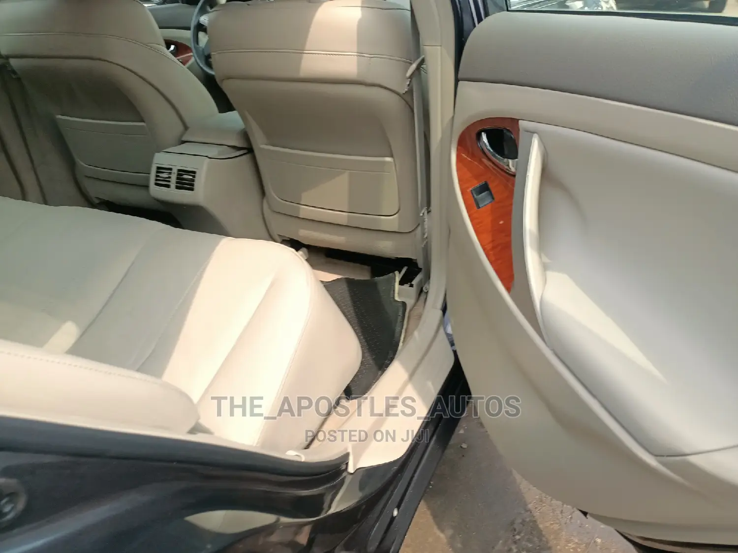 Toyota Camry 2011 Gray