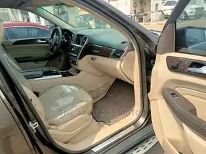 Mercedes-Benz M Class ML 350 4Matic 2012 Brown