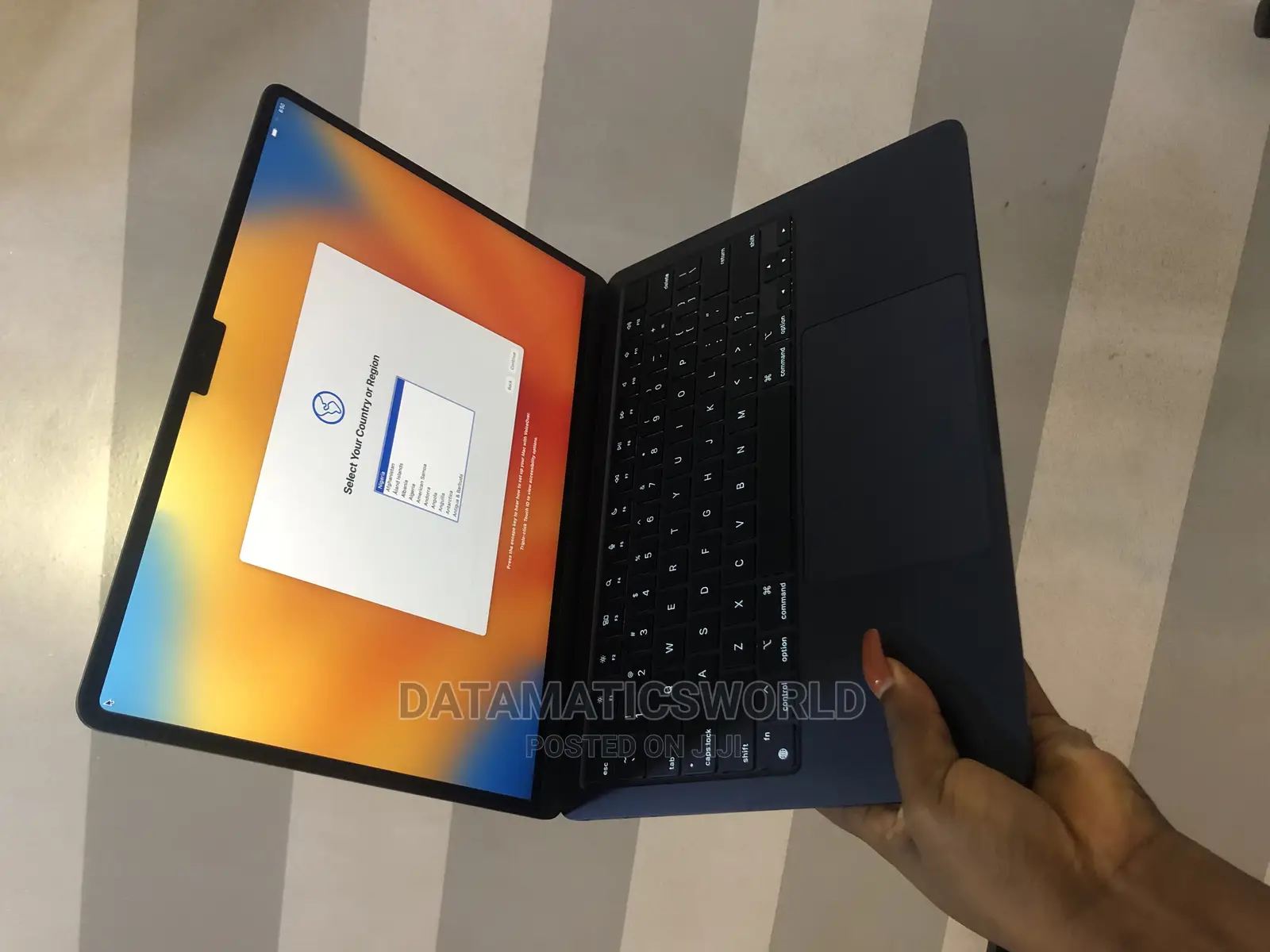 Laptop Apple MacBook Air 2022 M2 8GB Apple M2 SSD 256GB