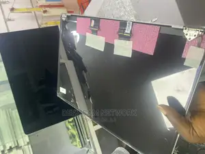 Macbook Pro 2021 16’Inch M1 Max Screen