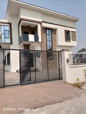 Furnished 4bdrm Duplex in Diamond Estate for sale