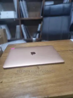 Laptop Apple MacBook Air 2020 8GB Intel Core I3 SSD 256GB