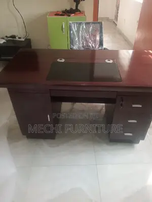 Manager Office Table With Drawer