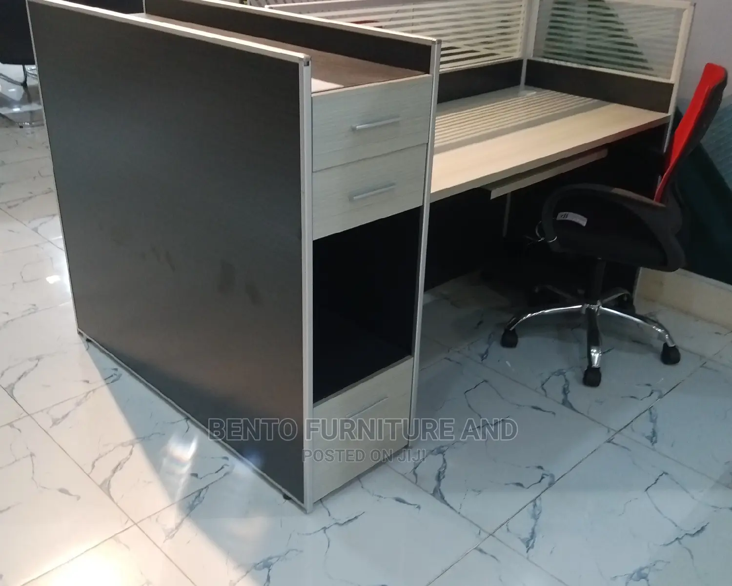 Classic Workstation 2 in 1 Design