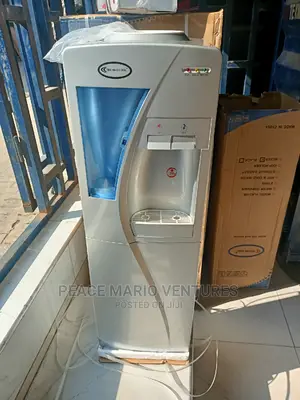 Technocool Hot and Cold Water Dispenser With Cupholder/ Wnty