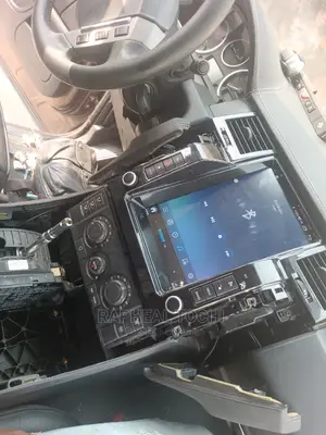 Ranger Rover Android Navigation Screen Tesal