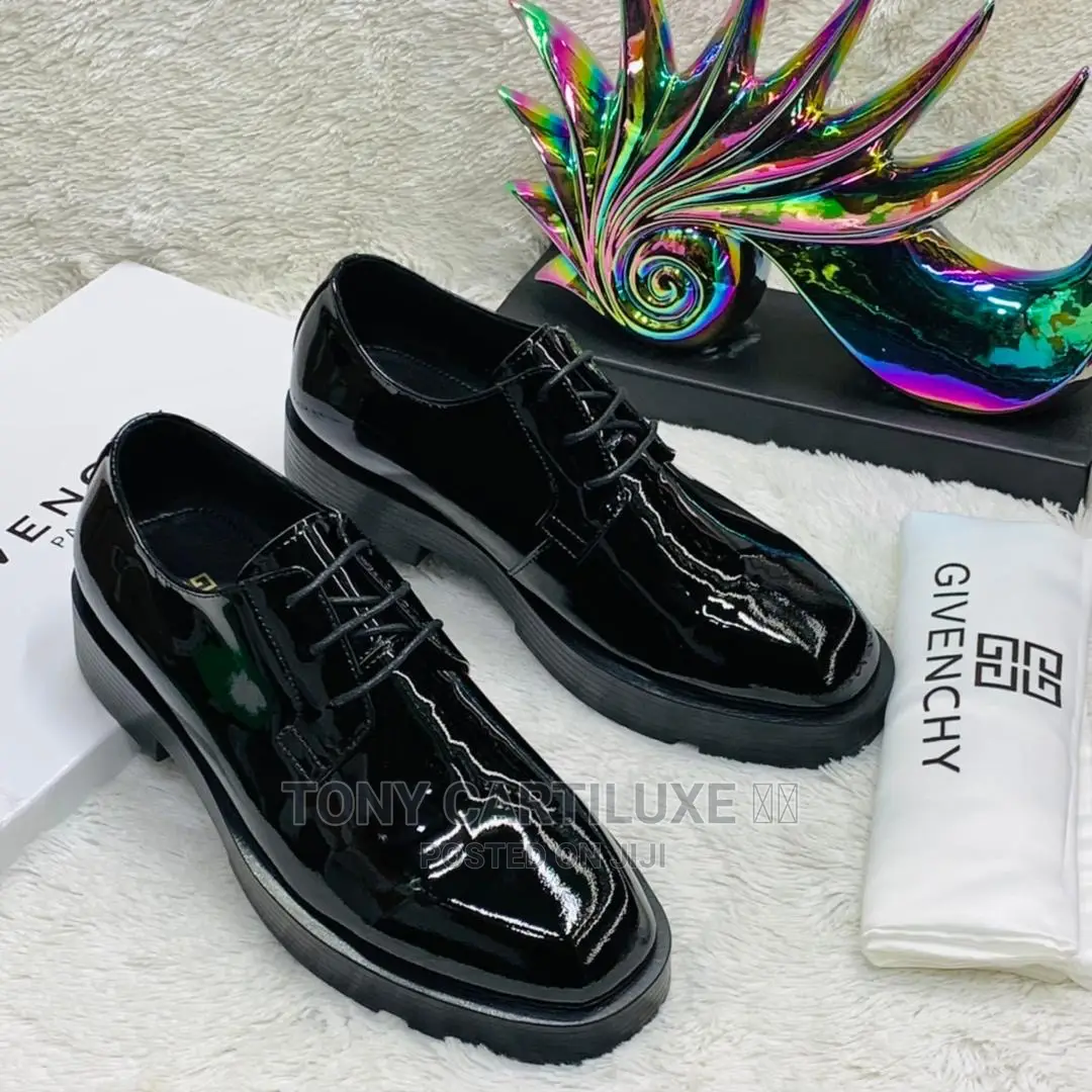 Givenchy Men Lúxury Flat Shoes