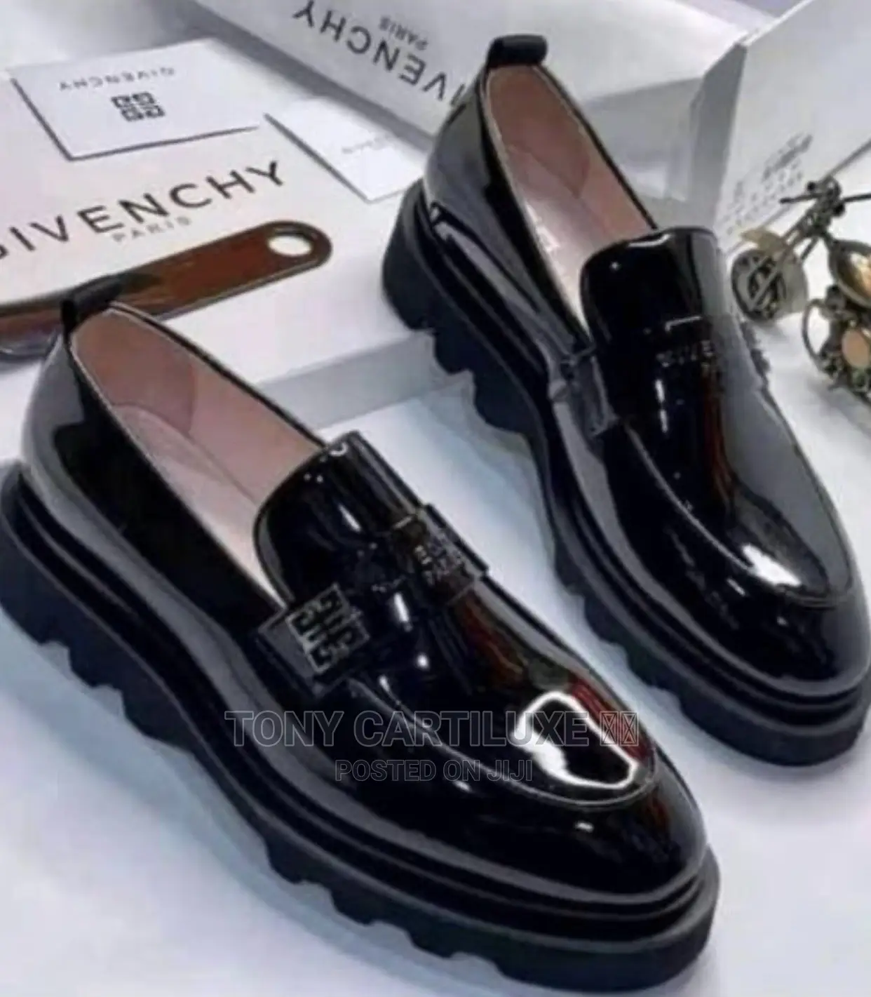 Givenchy Men Lúxury Flat Shoes