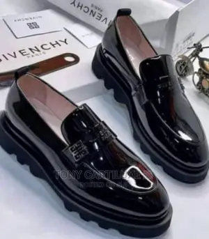 Givenchy Men Lúxury Flat Shoes