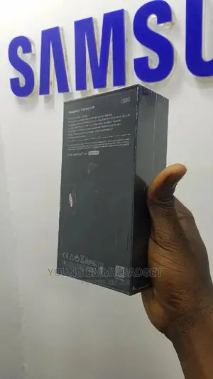New Samsung Galaxy S10 Plus 128 GB Black