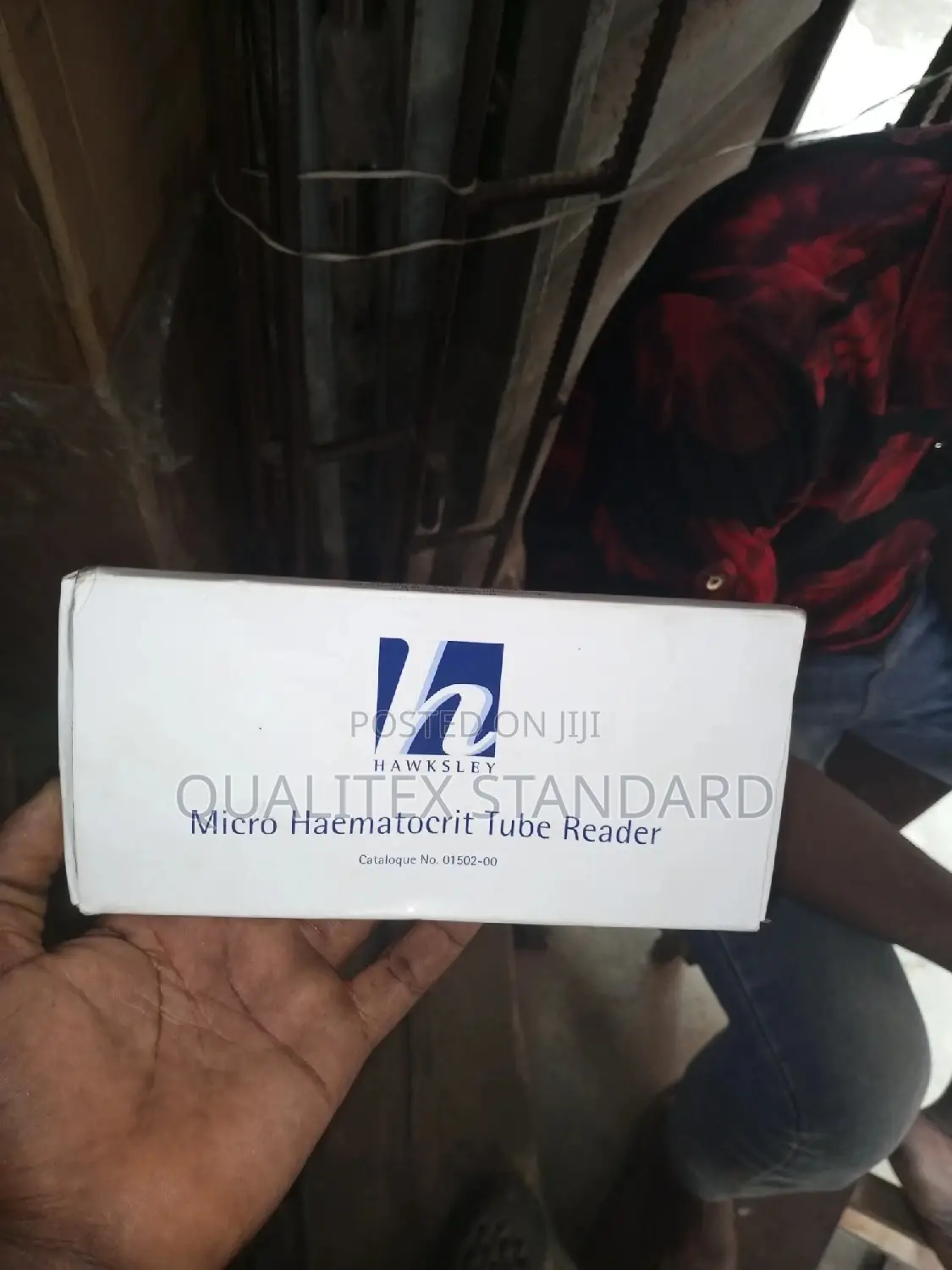 Micro Hematocrit Reader