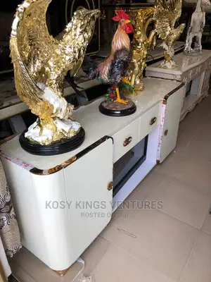 Photo - Royal Fireplace White