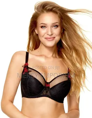 Black Padded Bra. Size 34E Black Bra. Push Up Black Bra