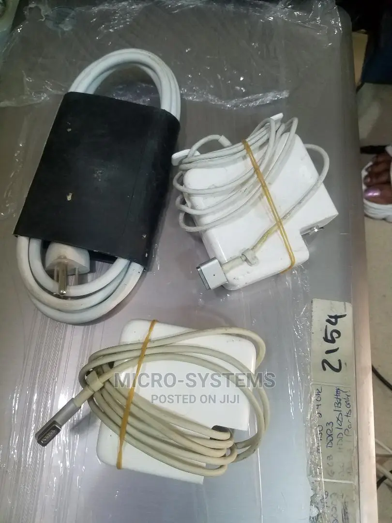 Apple Macbook Adapter