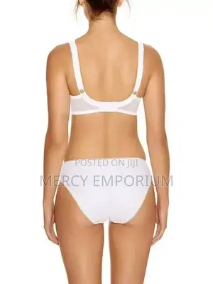 White Lace Non Padded Bra, Full Cup Bra Size 34FF