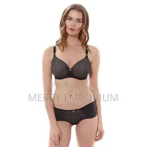 Padded Black Bra. Size 34D Bra, Full Coverage Bra