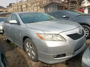Toyota Camry 2009 Silver
