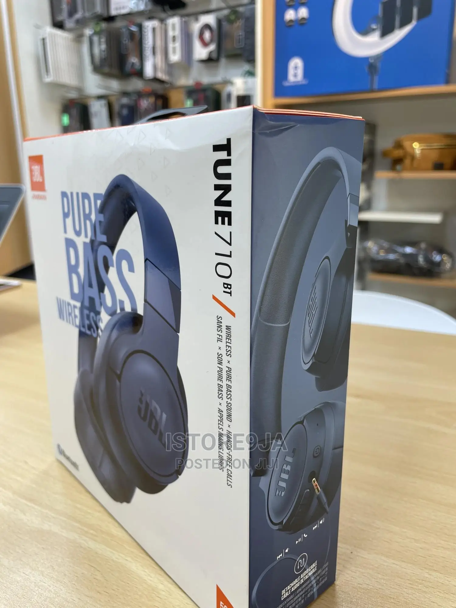 JBL Tune 710