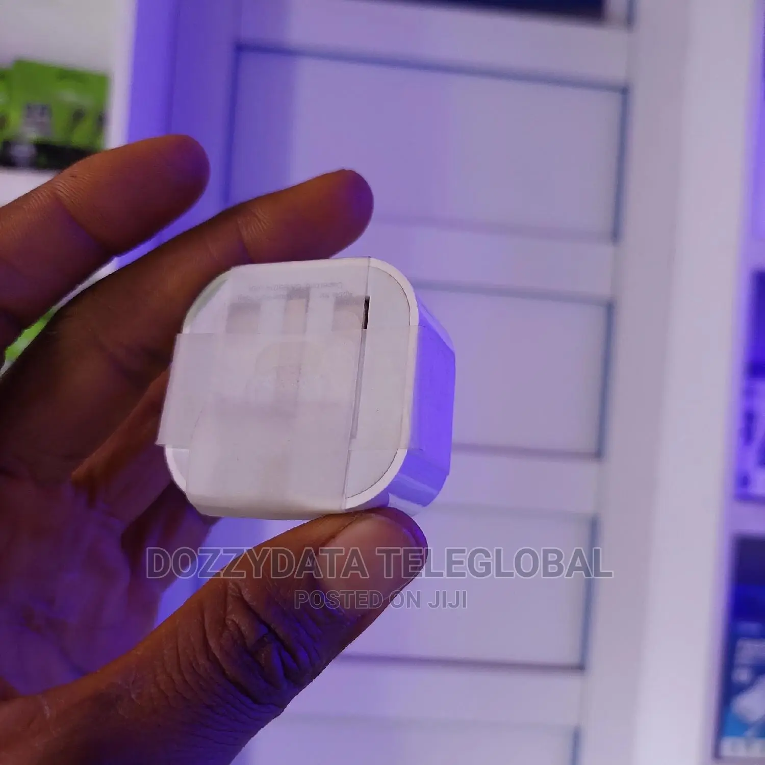 25W USB-C Power Adapter