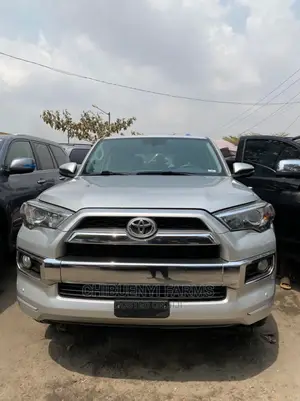 Toyota 4-Runner 2015 Silver