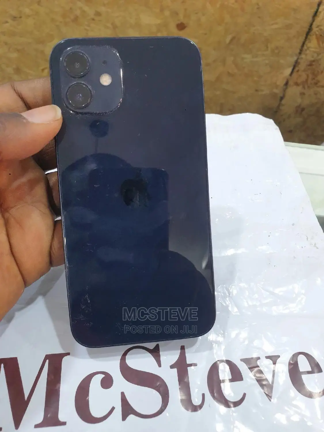 Apple iPhone 12 64 GB Black