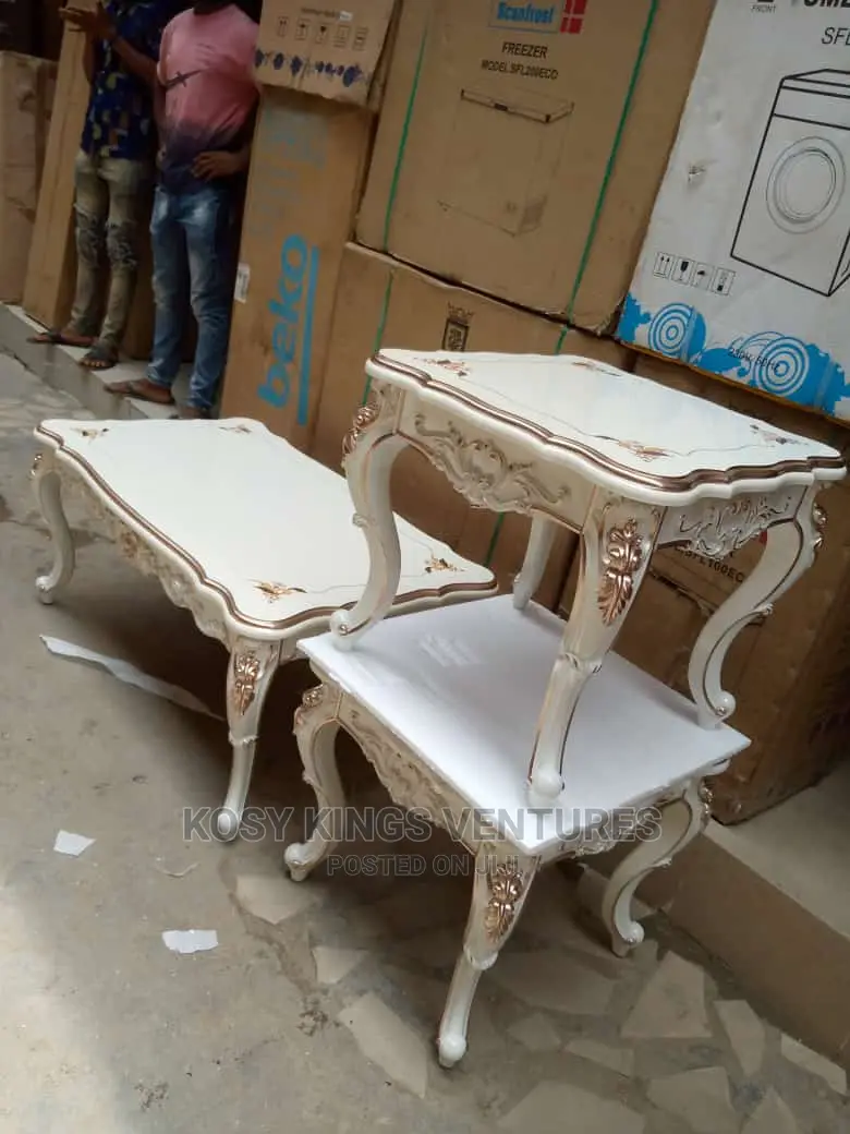 Royal Centre Table With Two Side Stools White