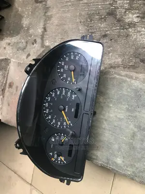 All Kinds of Mercedes Benz Speed Clock Are Available
