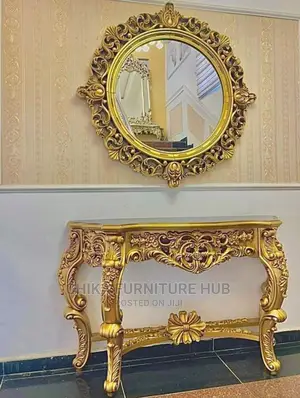 Luxurious Console Mirror