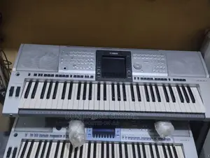Yamaha Psr3000