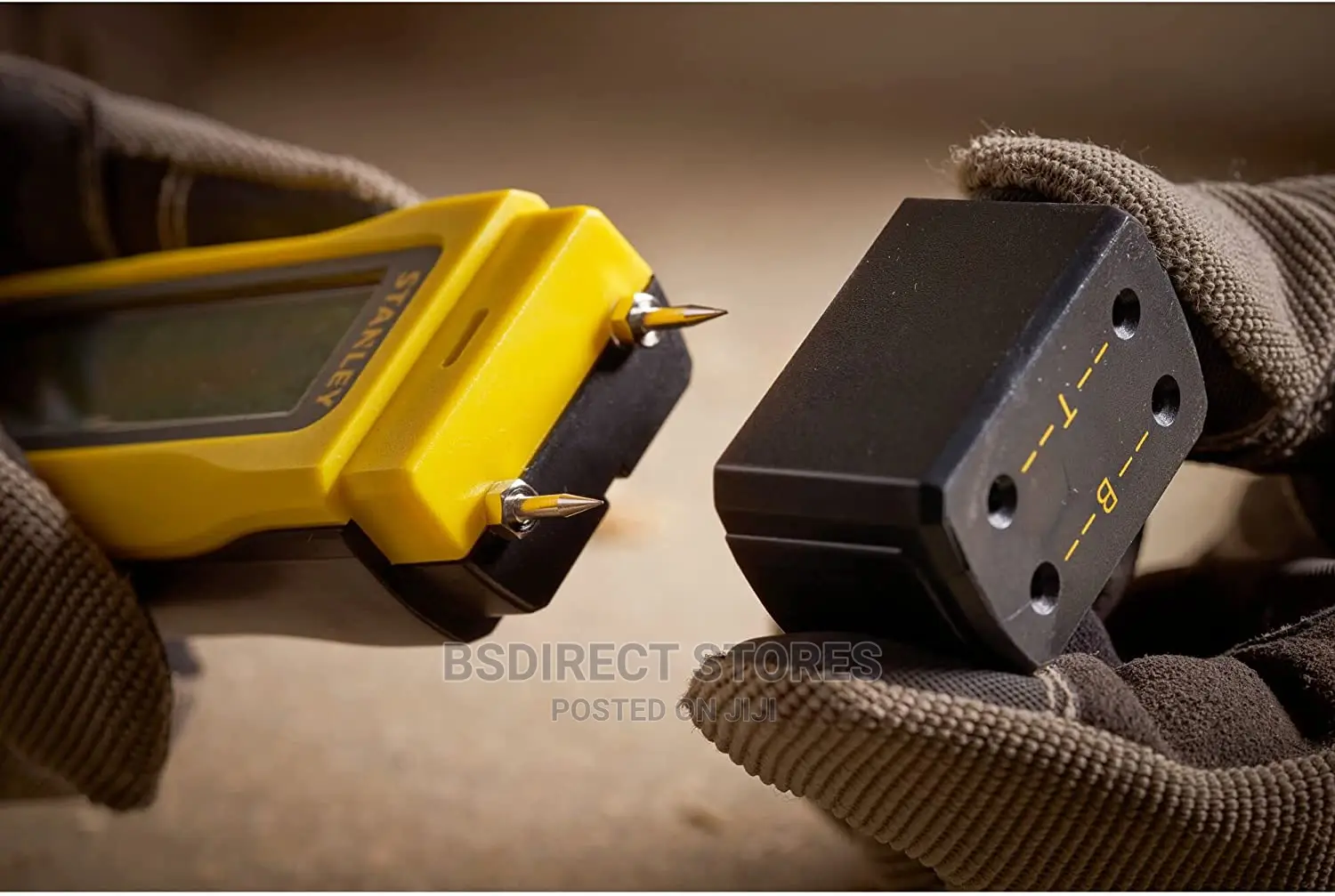 STANLEY Moisture Meter With Two Detection Pins LCD Screen