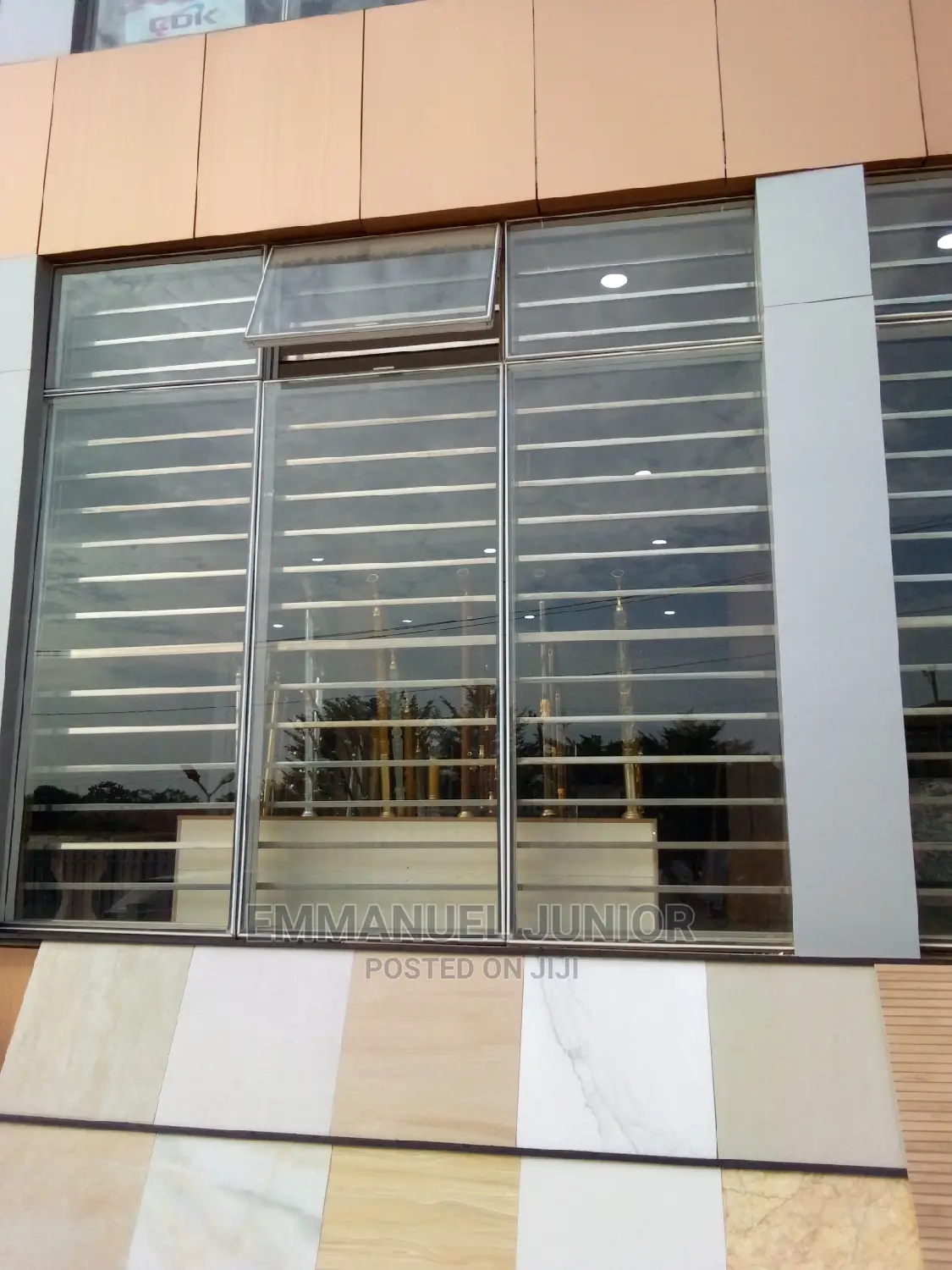 Transom Window for Show Room or Plaza