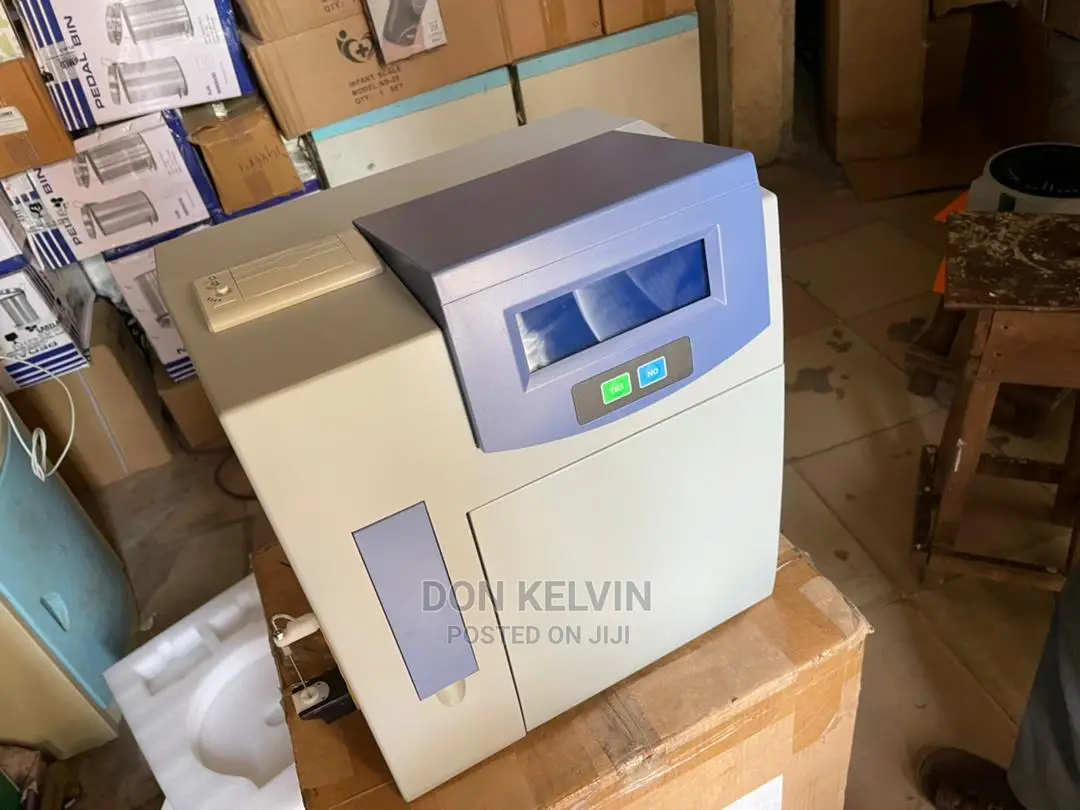 Electrolyte Analyser
