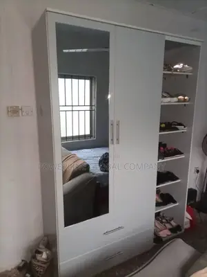 Wardrobe With Drawers/ Mirror for Home's/ Lounges