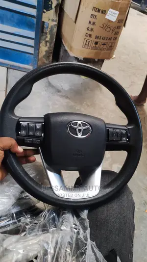 Hilux 2017 / 2018 Steering Wheel
