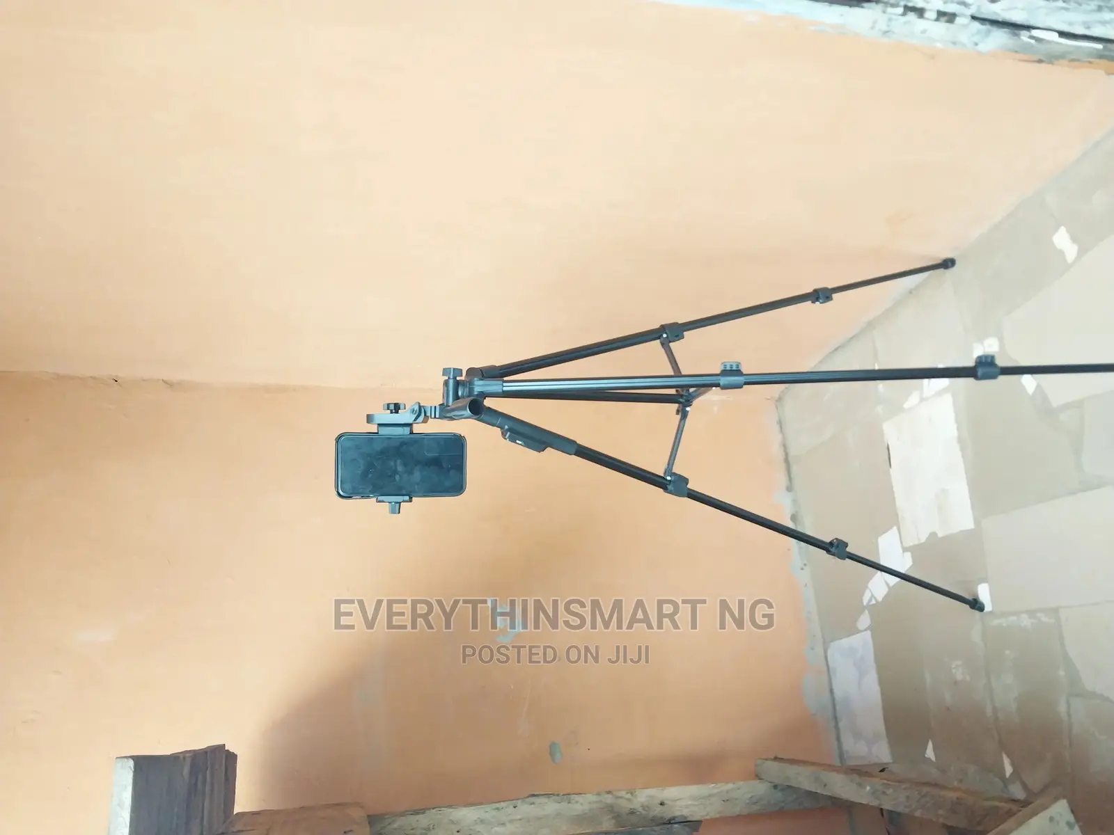 Multifunctional Tripod Stand
