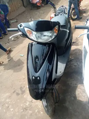 Honda Dio 2019 White