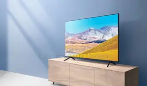 Samsung Smart TV (Ua82tu8000)
