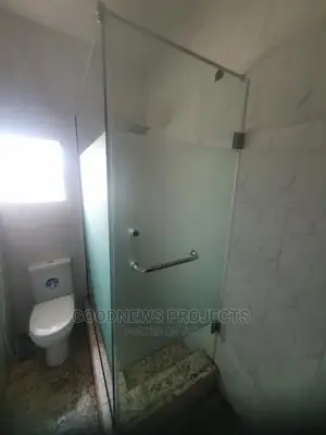 Frameless Half Frosted Cubicle Glass