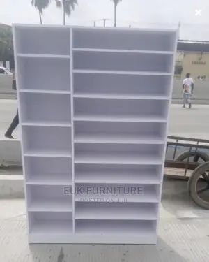 000 4ft by 6ft Shoerack