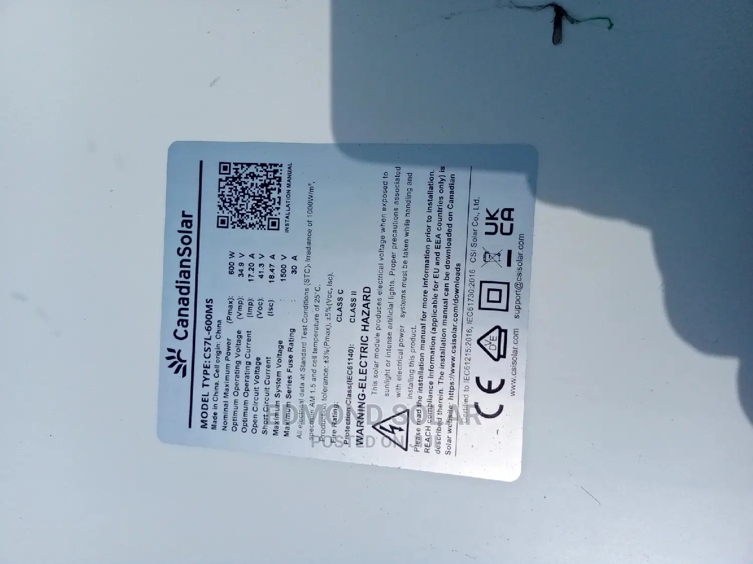 Quality 600W Mono Crystalline Canadian Solar Panel. 