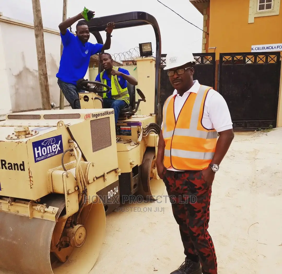 Vibratory Roller Compactor For Hire