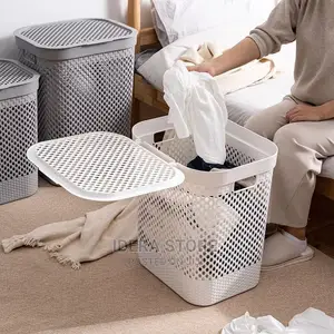 Laundry Basket With Cover