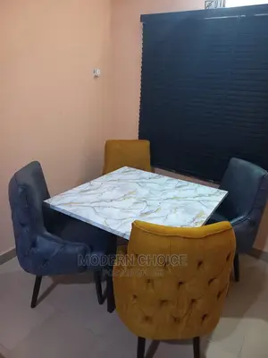 Tufted 4 Seater Dinning