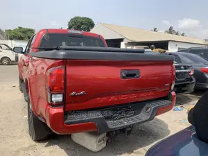 Toyota Tacoma 2020 Red