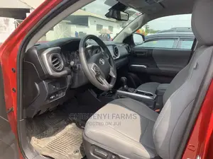Toyota Tacoma 2020 Red