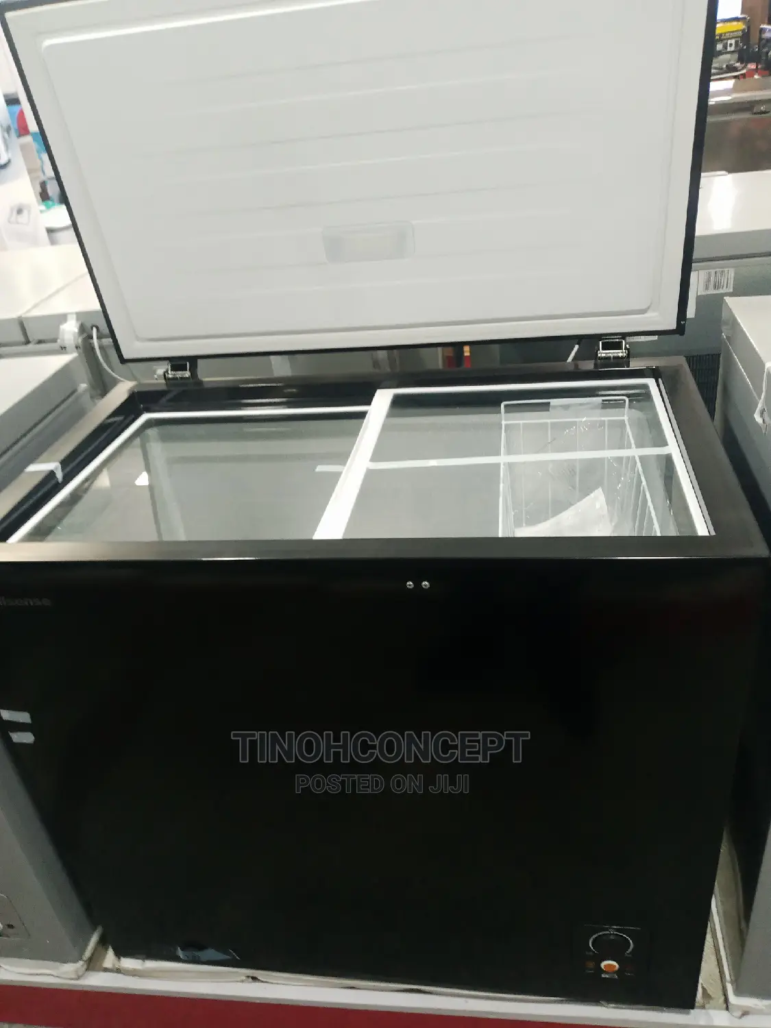 Hisense Chest Freezer Black 250L