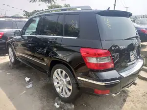 Mercedes-Benz GLK-Class 350 4MATIC 2010 Black